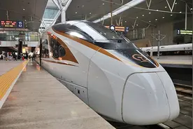 时速350公里！京津城际今起提速不提价 30分钟到天津视频封面