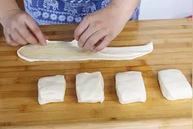 想吃鸡蛋灌饼不用排队买，配方做法告诉你，外酥里嫩，学一遍就会