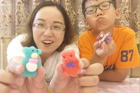 试吃超萌的“小熊果汁软糖”，每只小熊都有自己的表情，太可爱了视频封面