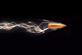 若人的反应速度提升200倍，是否能够躲开子弹？科学家给出答案视频封面