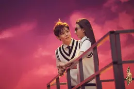 《幻乐之城》宋祖儿侯明昊“双唱演” 窦靖童录呼噜声作音乐图片