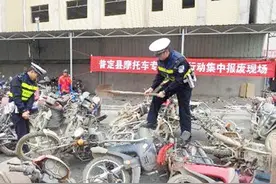 报废摩托车都去哪了？还是社会套路深，小回收站年利润就高达百万视频封面