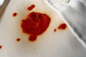 床单被褥上的血渍，无论多久，加点它搓几下，3分钟彻底干净如新视频封面