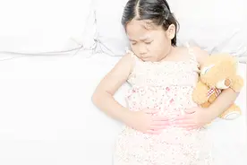 小儿便秘出血怎么办视频封面