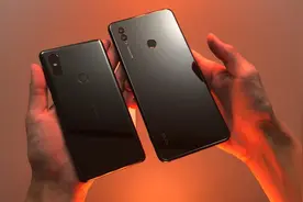 荣耀Note 10使用体验：6.95英寸大屏旗舰，一个能打的都没有！视频封面