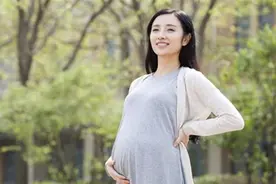 孕妇晒太阳对宝宝是好是坏？医生提醒：2个问题需注意！视频封面
