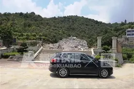 浙江一小山村内，3栋价值亿元别墅被强拆！其中一幢户主是“东方名剪”的老板图片