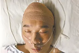 暖男丈夫突患脑病 妻子停工苦撑照顾图片