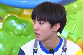 王俊凯为何突然消失在画面中？“小坏蛋”称号越来越被认可！