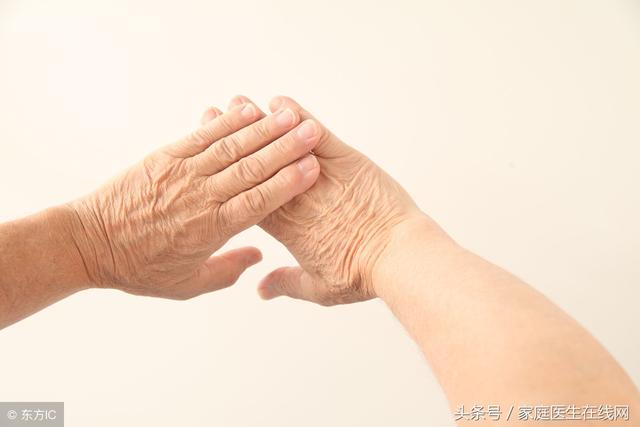 黑色丘疹青年脂溢性角化病