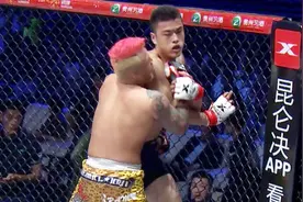 日本老将欺负中国小将，为了赢比赛手段下流，差点把人家脸挠花了视频封面