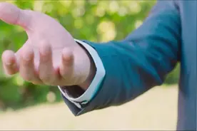 我终于可以不再爱你了，也终于决定放过自己了，这BGM配的真好！视频封面