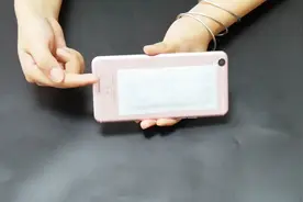 手机玩一会儿就发烫？教你两招，轻松解决手机发烫的烦恼视频封面