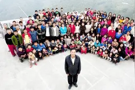 印度男子娶了39个老婆，号称全球人口最多的家庭，现在怎么样了？视频封面