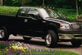 憨厚的黑人小伙被富豪收养，还特意送了辆车给他视频封面