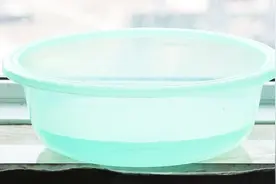 室内闷热温度高？别着急，教你一招，快速降温法，省钱还凉快