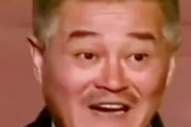 终于听到本山大叔唱这首歌，满嘴的东北味，不过就是这个味