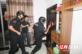 “克隆”银行卡套现 衡山警方捣毁新型犯罪团伙图片