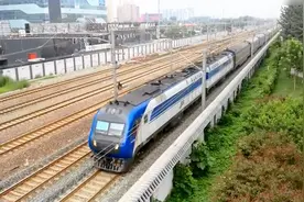 全程1228公里一站直达的火车 DF11G牵引Z30次扬州开往北京视频封面