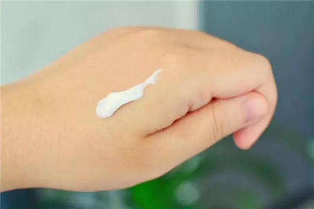 「测评」办公室仙女强烈安利！你的洗面奶买对了吗？