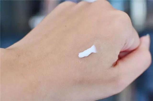 「测评」办公室仙女强烈安利！你的洗面奶买对了吗？