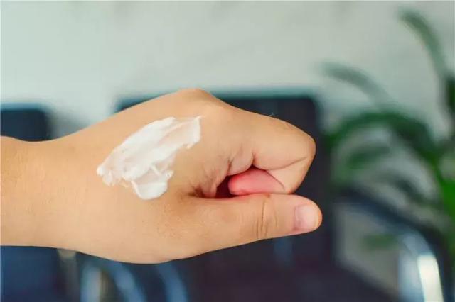 「测评」办公室仙女强烈安利！你的洗面奶买对了吗？