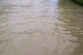 紧急！潍坊部分地区山体滑坡，桥洞子沦陷，路段积水严重，交警发预警……图片