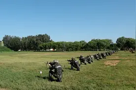 雄赳赳气昂昂！武警辽宁总队预备特战队员比武竞赛 展开激烈角逐视频封面