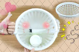 家里的旧窗帘挂钩千万别扔，这样挂在它上面，看到的人都夸好