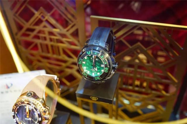 ����30�꣬�������˷�ˮ1���׵�Ǳˮ��