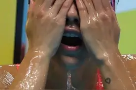 明明可以靠脸，偏偏要破纪录 泳坛女神刘湘是这样炼成的图片
