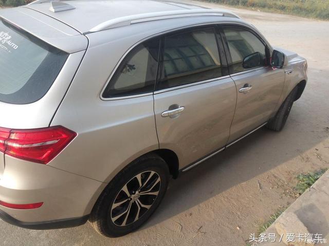 三厢车没兴趣，MPV又太长了，所以车主选择目标定在了这辆SUV上！