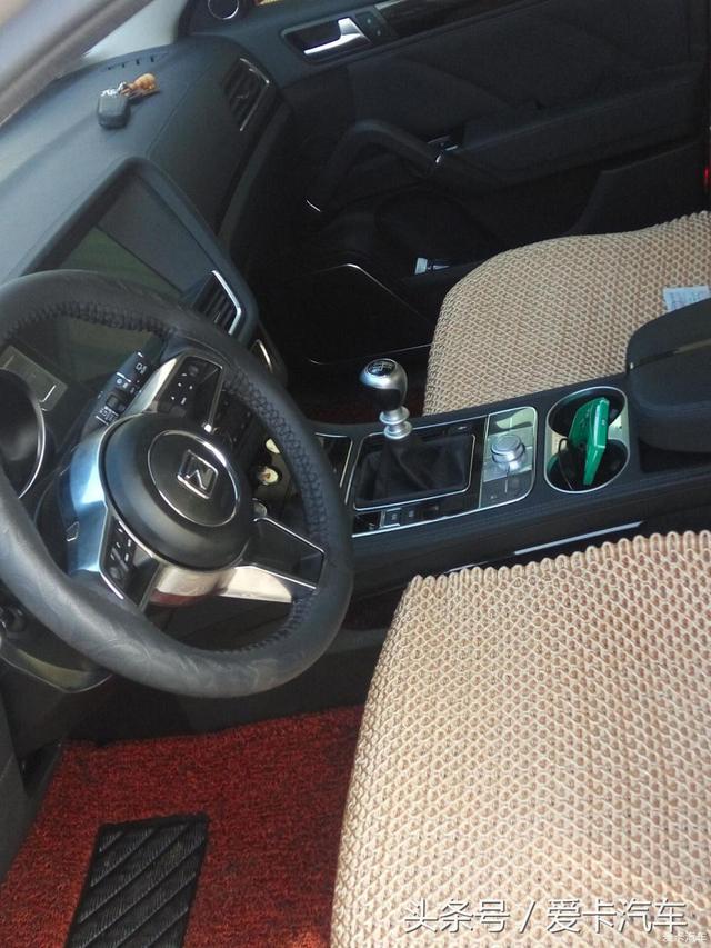 三厢车没兴趣，MPV又太长了，所以车主选择目标定在了这辆SUV上！