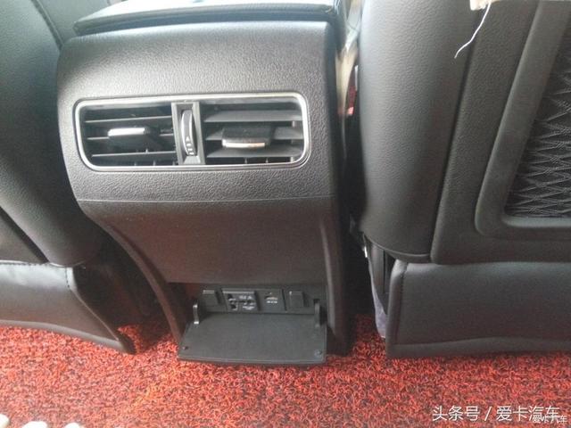 三厢车没兴趣，MPV又太长了，所以车主选择目标定在了这辆SUV上！