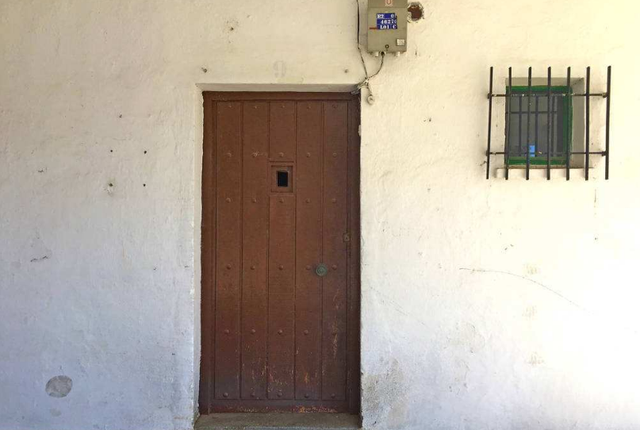 心理学:凭感觉选一道门,测出你前世是在六道轮回中的哪一道?