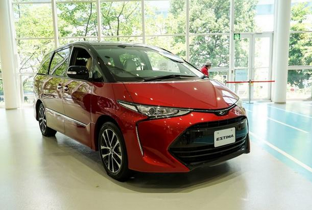 七座不够装，看看这款丰田大8座MPV，22万起售，还要啥埃尔法？