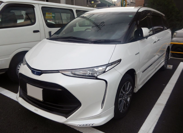 七座不够装，看看这款丰田大8座MPV，22万起售，还要啥埃尔法？
