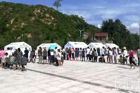 贫困山村福音！唐县把“移动体检站”送到农民家图片