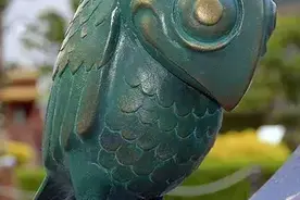 怂恿玩家使用暴力甚至自杀，这个游戏很危险！图片