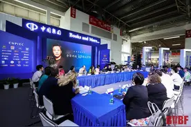 作家余华对话30国汉学家：故事沟通世界，还是要感谢汉学家图片