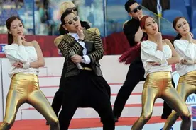 一首曾经红遍全球的韩国歌曲《江南style》，魔性的舞蹈堪称经典视频封面