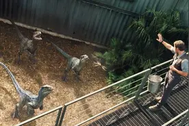 侏罗纪世界1：聪明的迅猛龙竟然被男主训练得如此听话视频封面