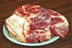 为什么老人孩子不适合吃牛腩肉？这才是炖牛肉最好吃的部位！视频封面