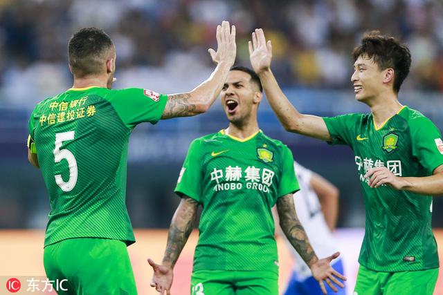 天津泰达2-5北京中赫国安 奥古戴帽张稀哲加冕队史射手王