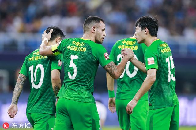 天津泰达2-5北京中赫国安 奥古戴帽张稀哲加冕队史射手王