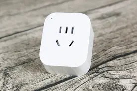 智控随心，公牛WIFI智能转换器2代（电量统计版）上手体验视频封面