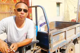 3000多的三轮车报废时，收废品的大哥给多少钱？听听价格公道吗视频封面