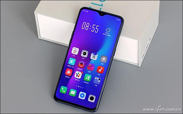 骁龙670有多强？唯美水滴屏OPPO R17评测体验