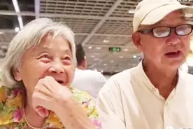 夫妻俩结婚59年从未下过厨，每天花费百元下馆子，真是佛系夫妇！视频封面