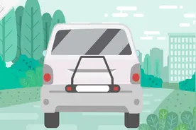 实拍：惊！土耳其父亲将13岁女儿栓车尾驰行 称拖架可承重150公斤视频封面